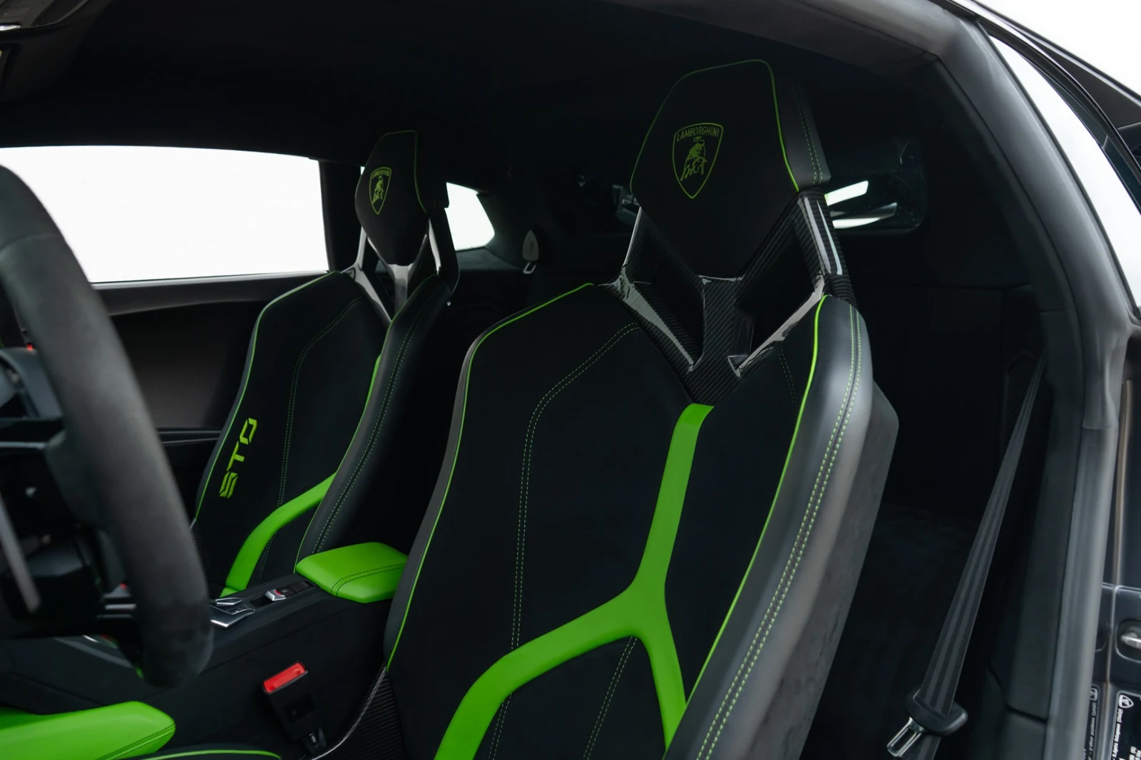 2021 Lamborghini Huracán STO, 21/30