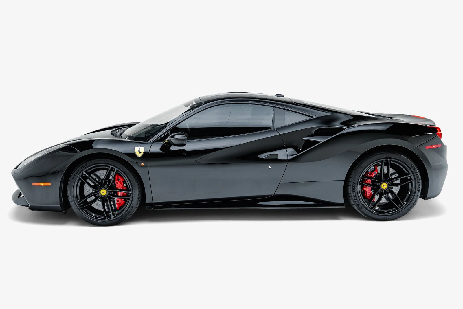 2016 Ferrari 488 GTB, 4/30