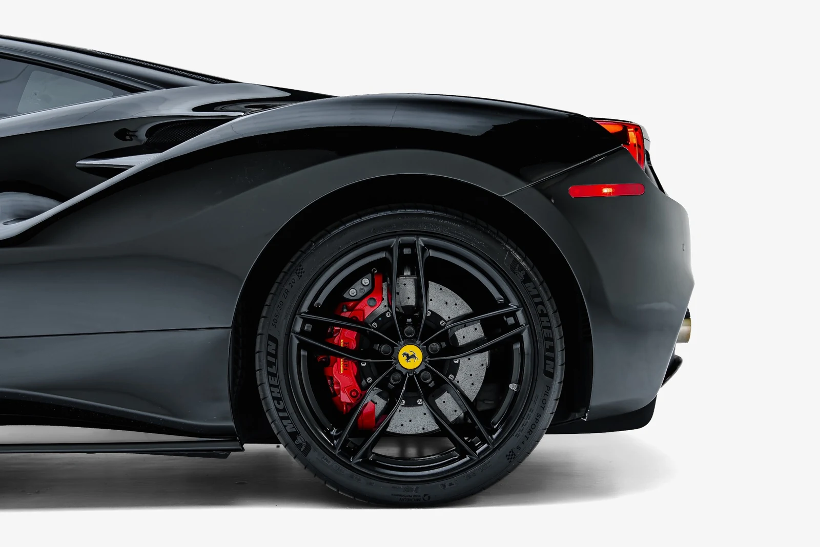 2016 Ferrari 488 GTB, 7/30