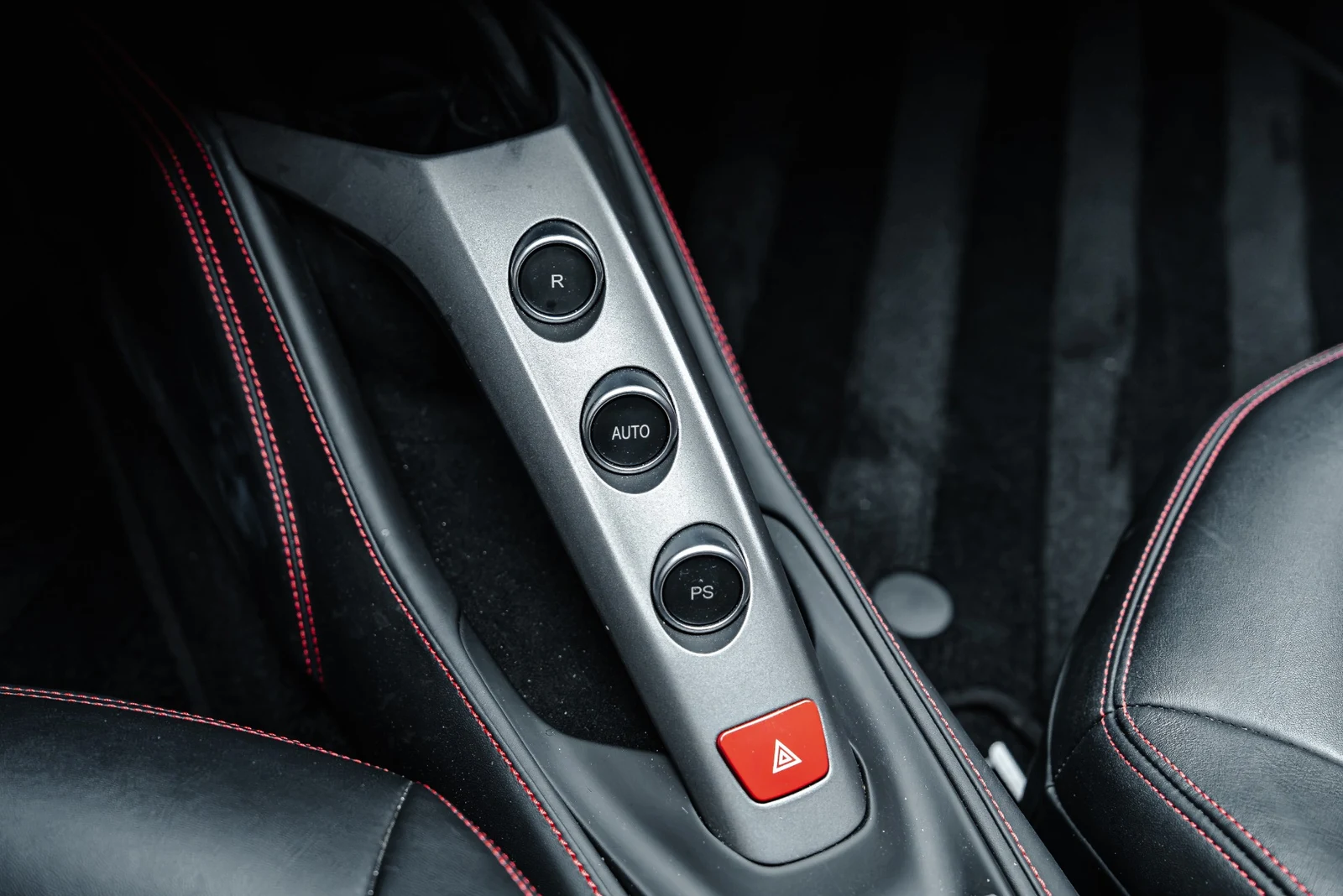 2016 Ferrari 488 GTB, 24/30
