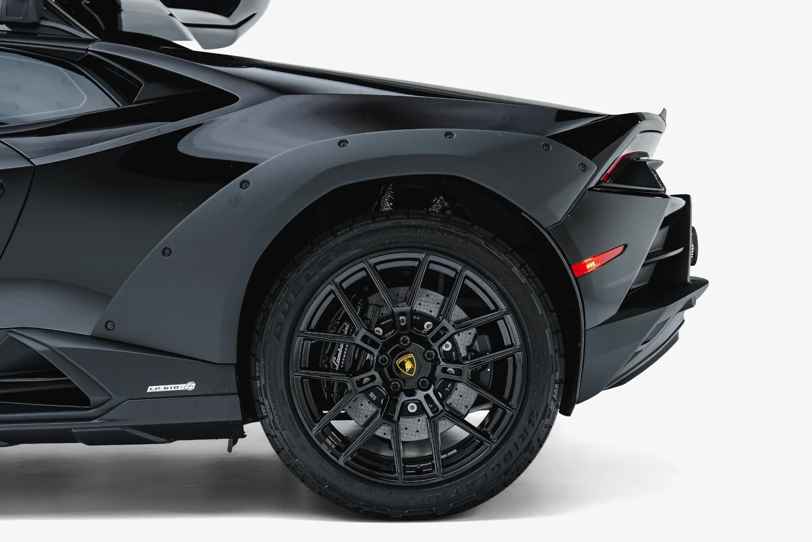 2024 Lamborghini Huracán Sterrato, 11/30