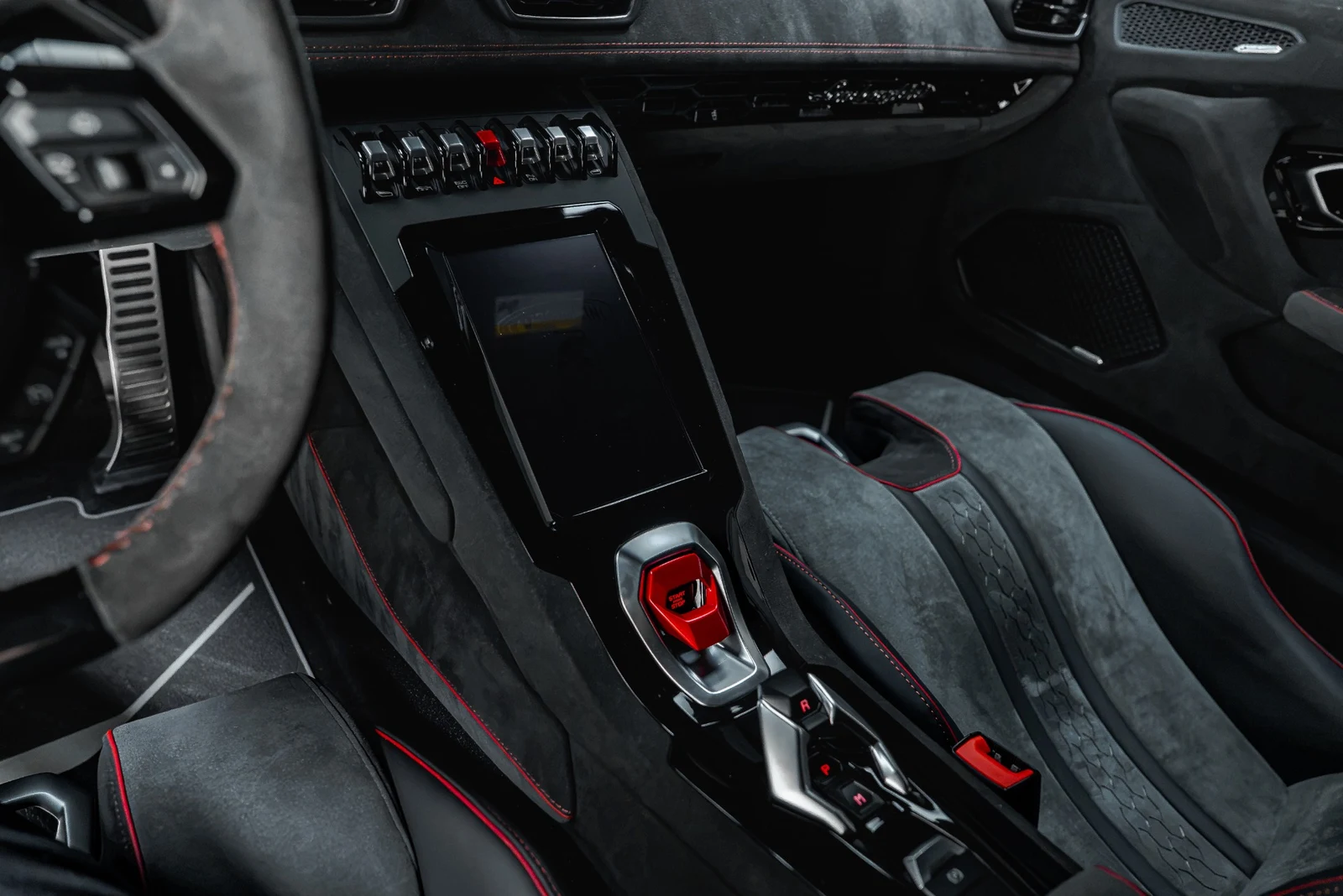 2024 Lamborghini Huracán Sterrato, 27/30