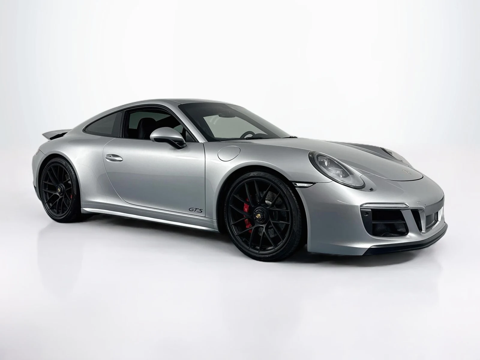 2018 Porsche 911 Carrera 4 GTS, 2/30