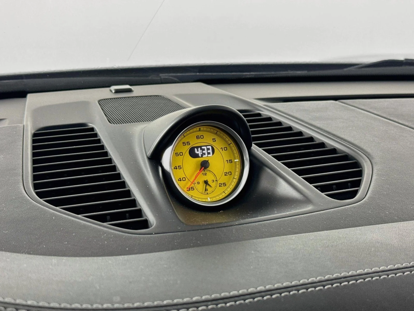 2018 Porsche 911 Carrera 4 GTS, 17/30