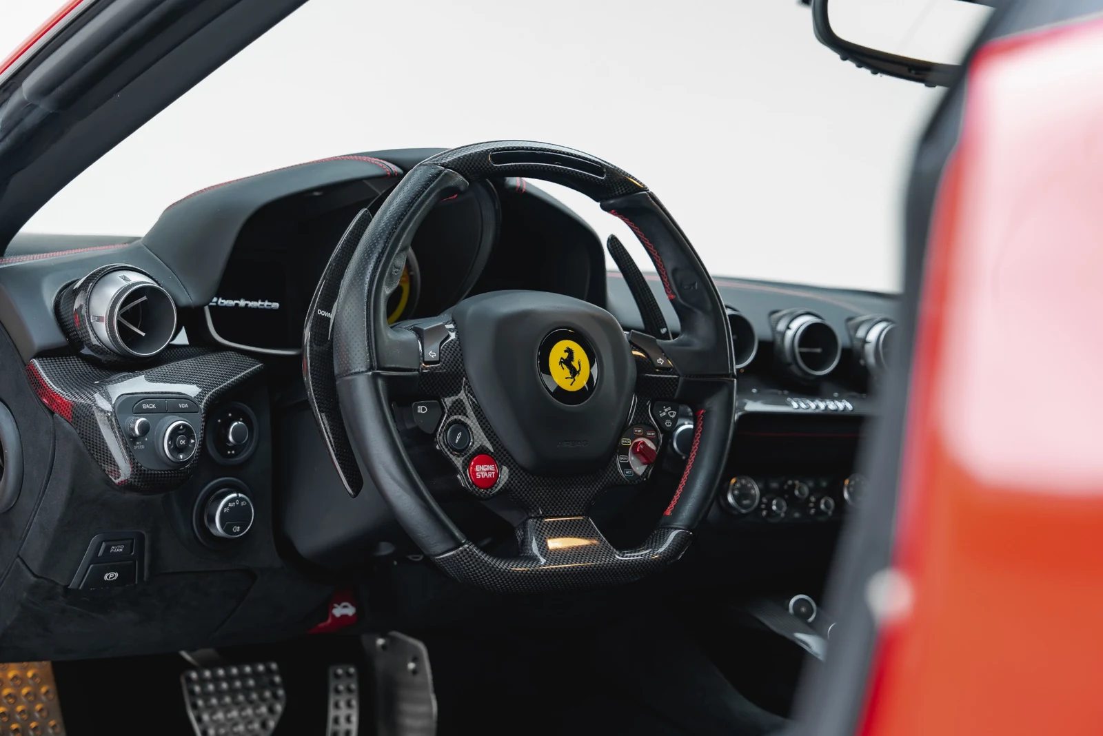 2017 Ferrari F12berlinetta, 23/30