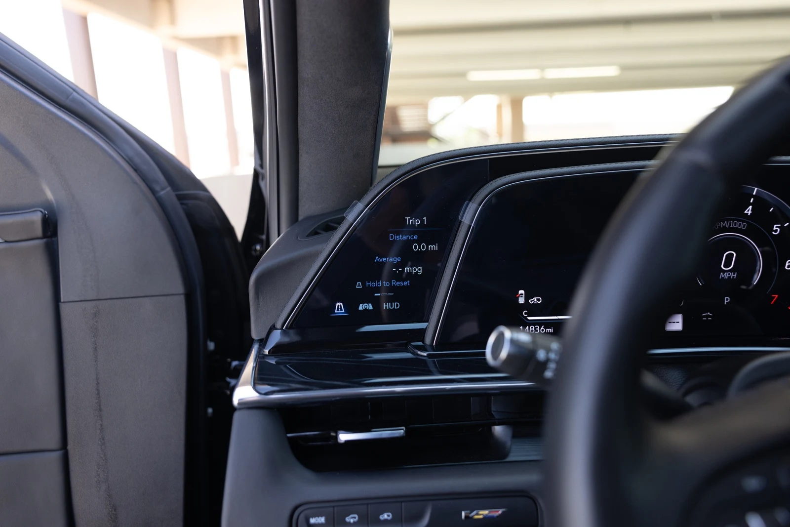 2024 Cadillac Escalade-V, 15/30