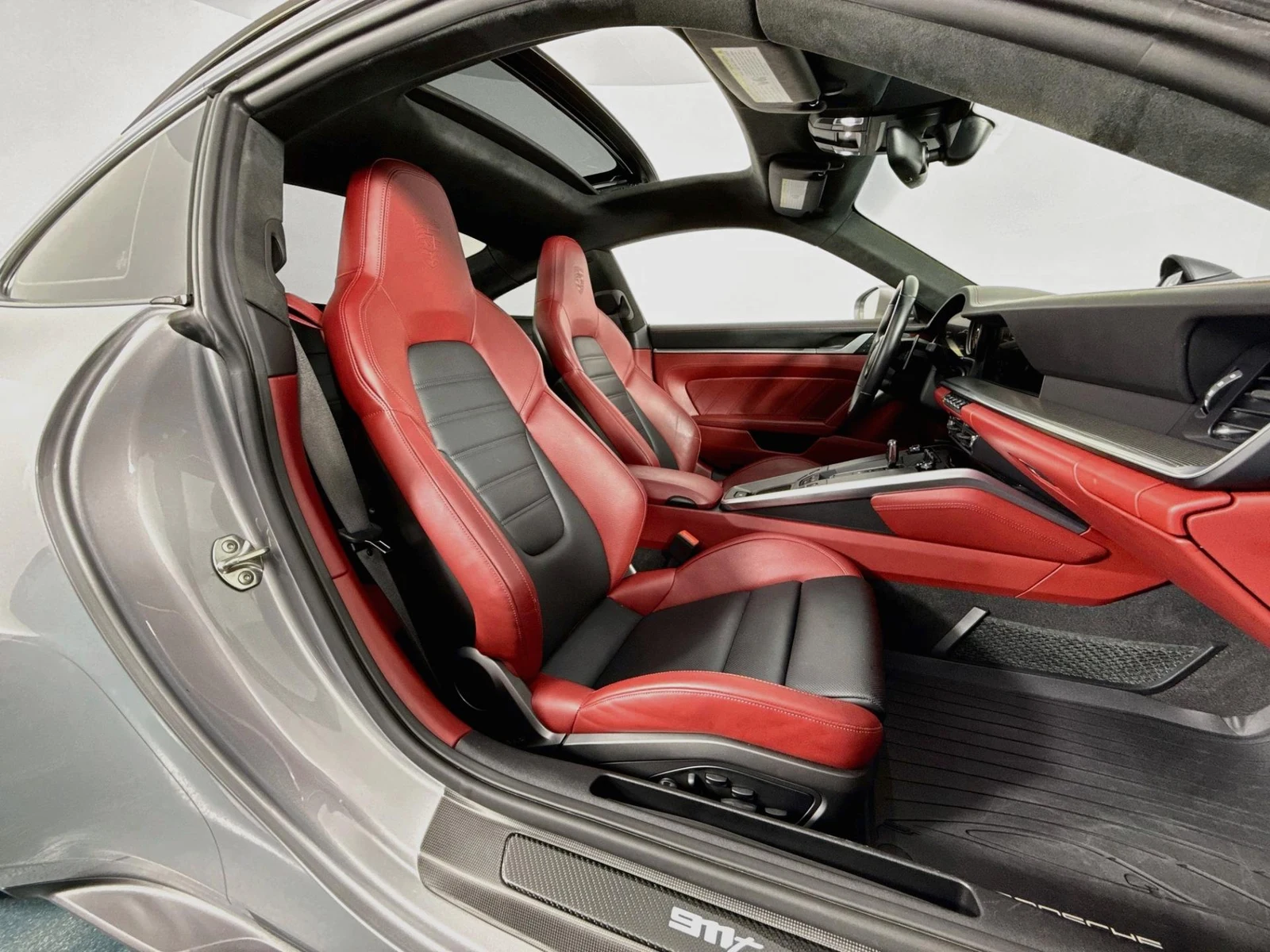 2023 Porsche 911 Turbo S, 12/30