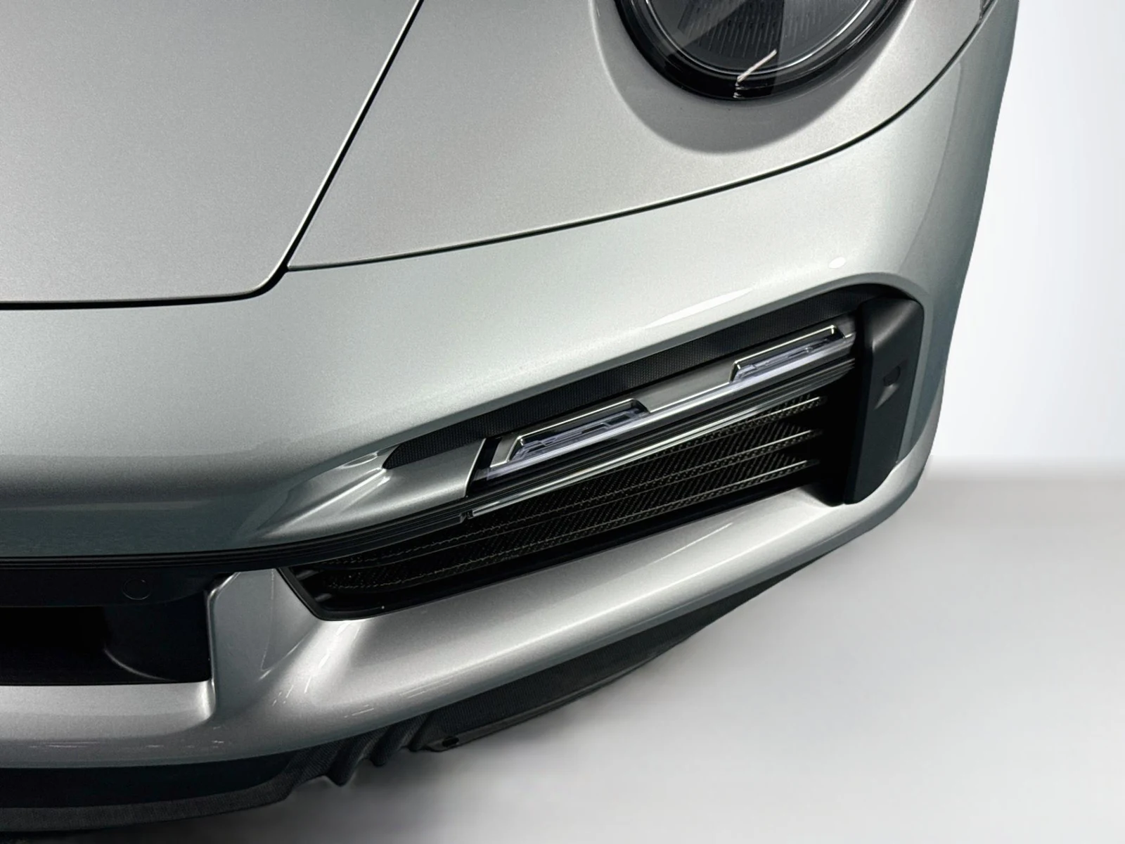 2023 Porsche 911 Turbo S, 22/30