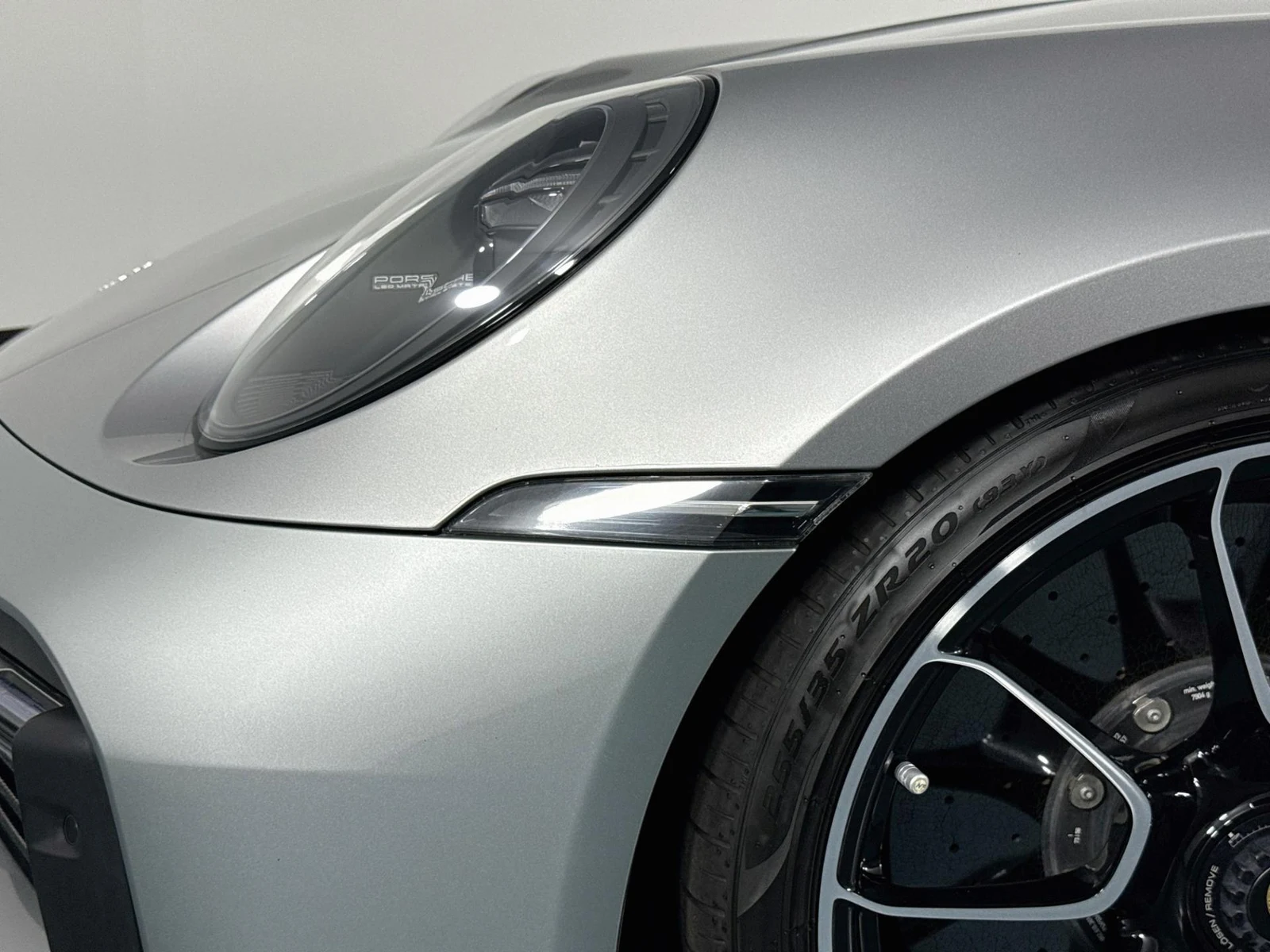 2023 Porsche 911 Turbo S, 23/30