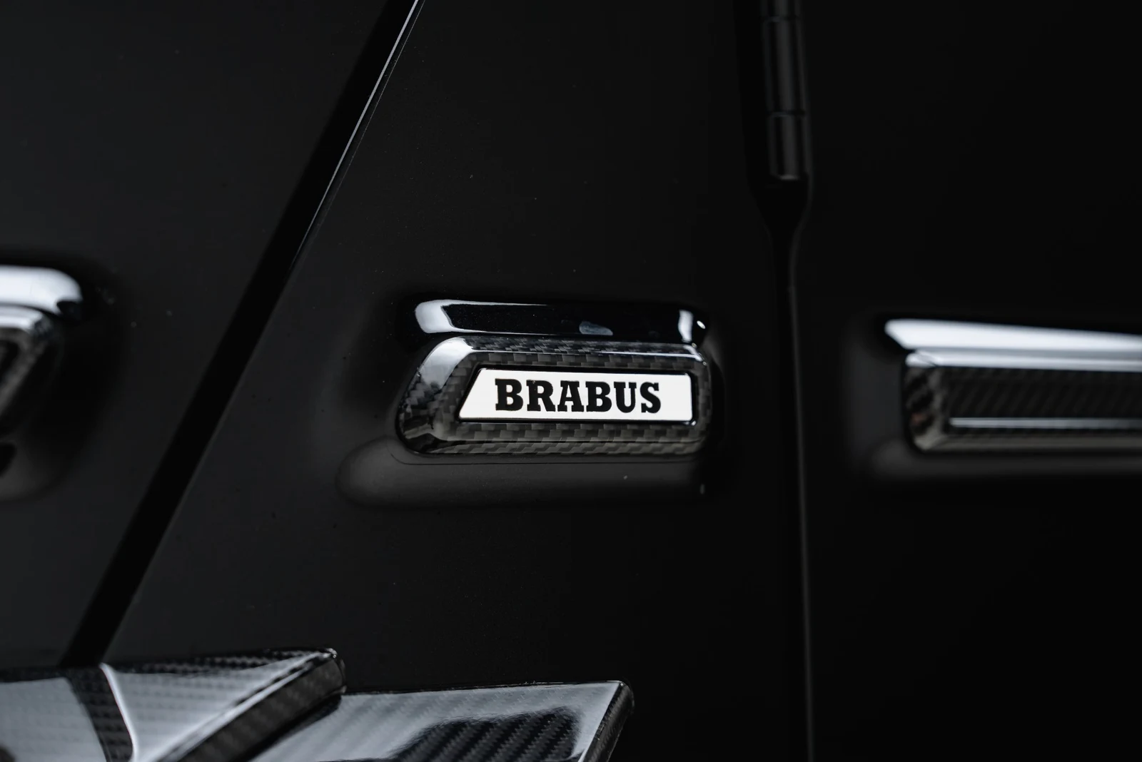 2025 BRABUS 800 Superblack Masterpiece (G 63), 11/30