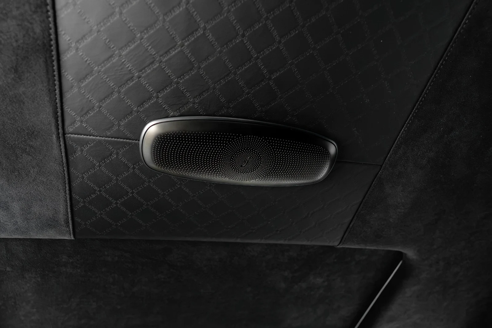 2025 BRABUS 800 Superblack Masterpiece (G 63), 24/30