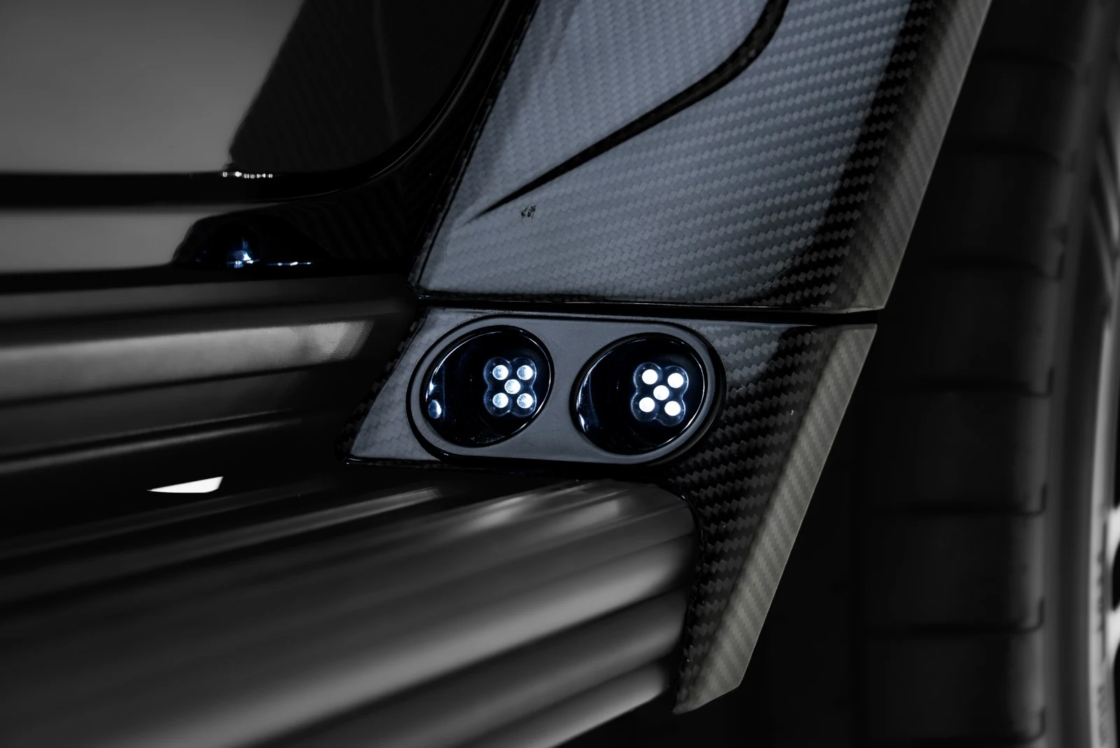2025 BRABUS 800 Superblack Masterpiece (G 63), 25/30