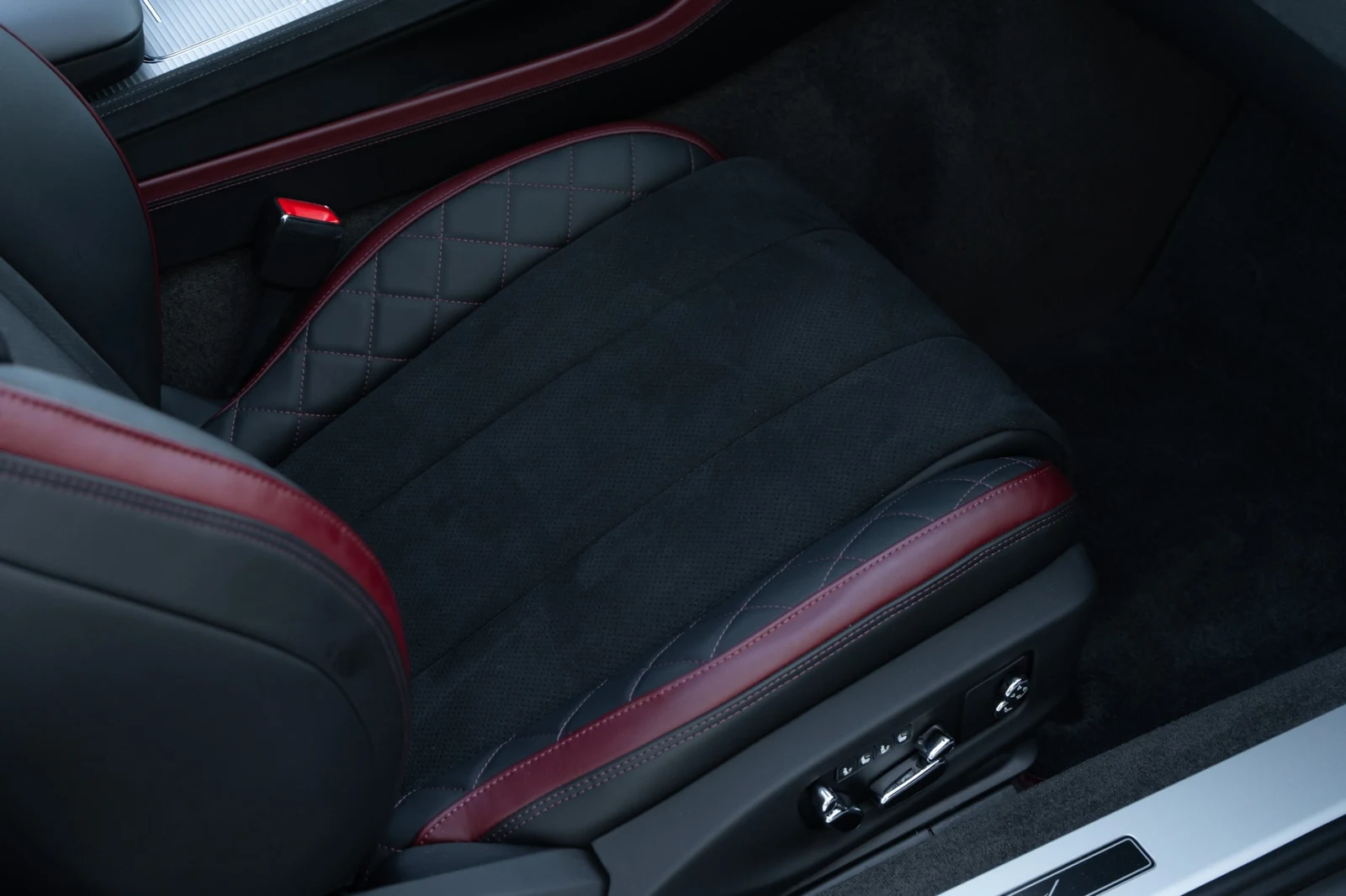 2024 Bentley Continental GTC Speed Edition 12, 21/30