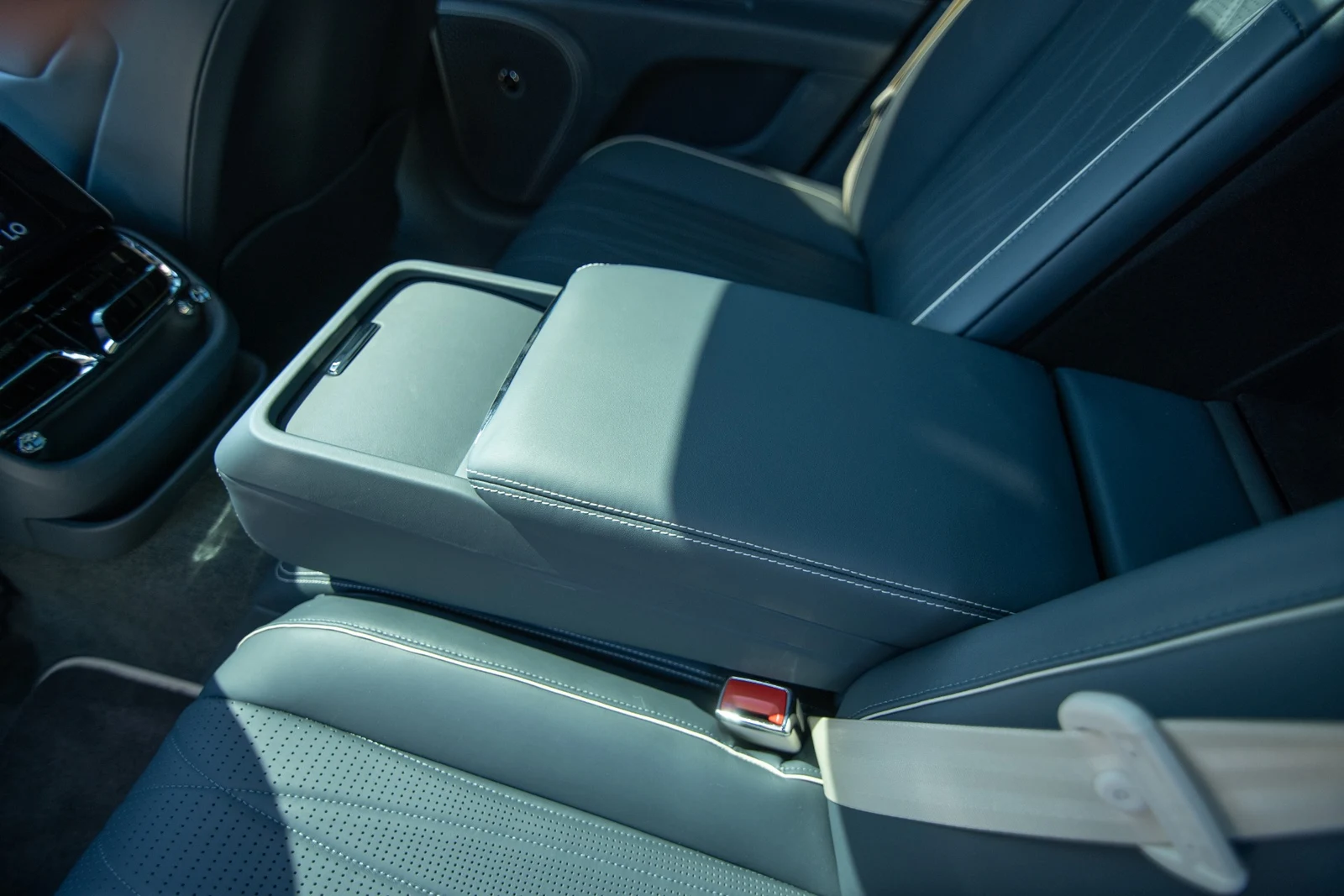 2022 Bentley Flying Spur V8, 19/30