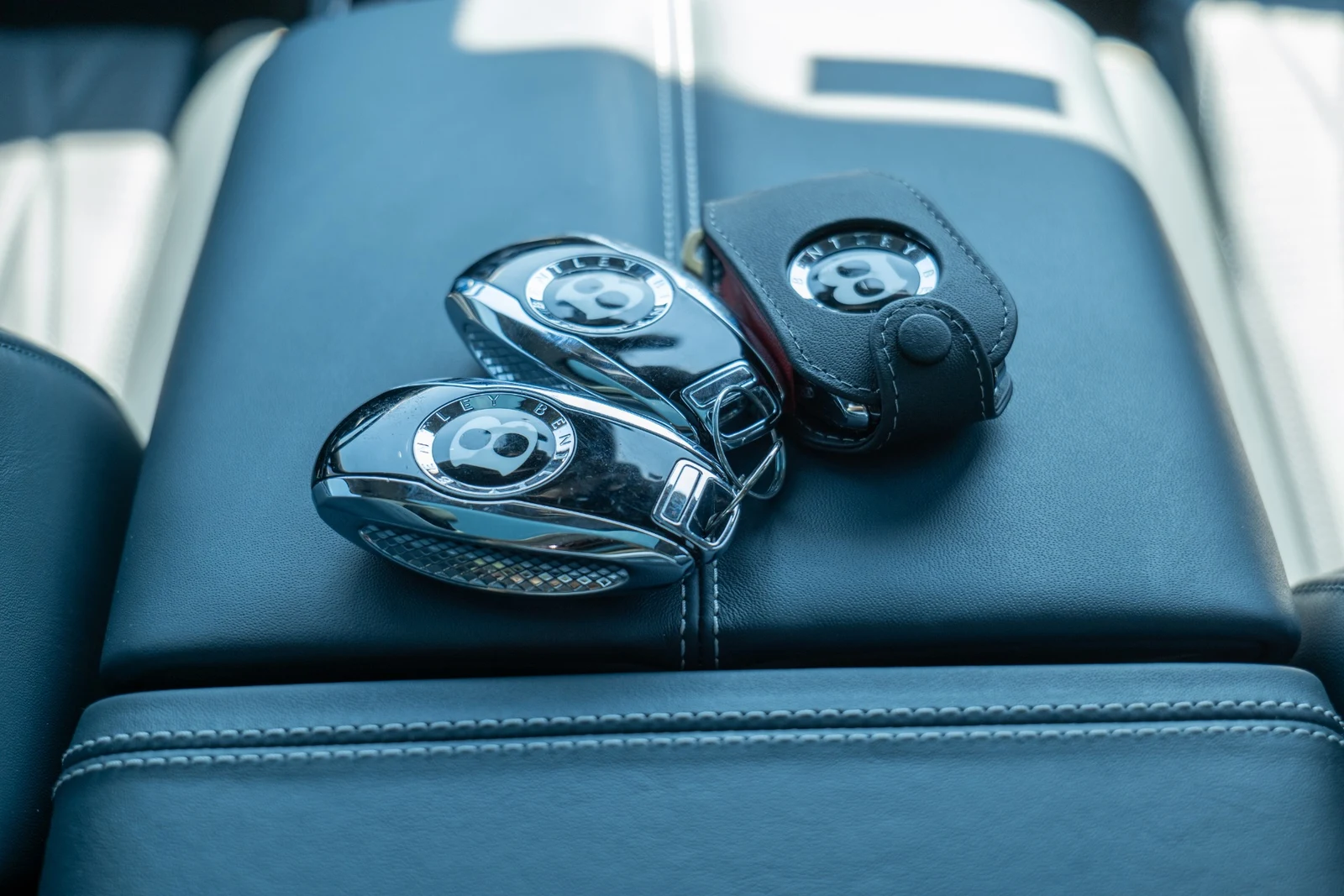 2022 Bentley Flying Spur V8, 25/30