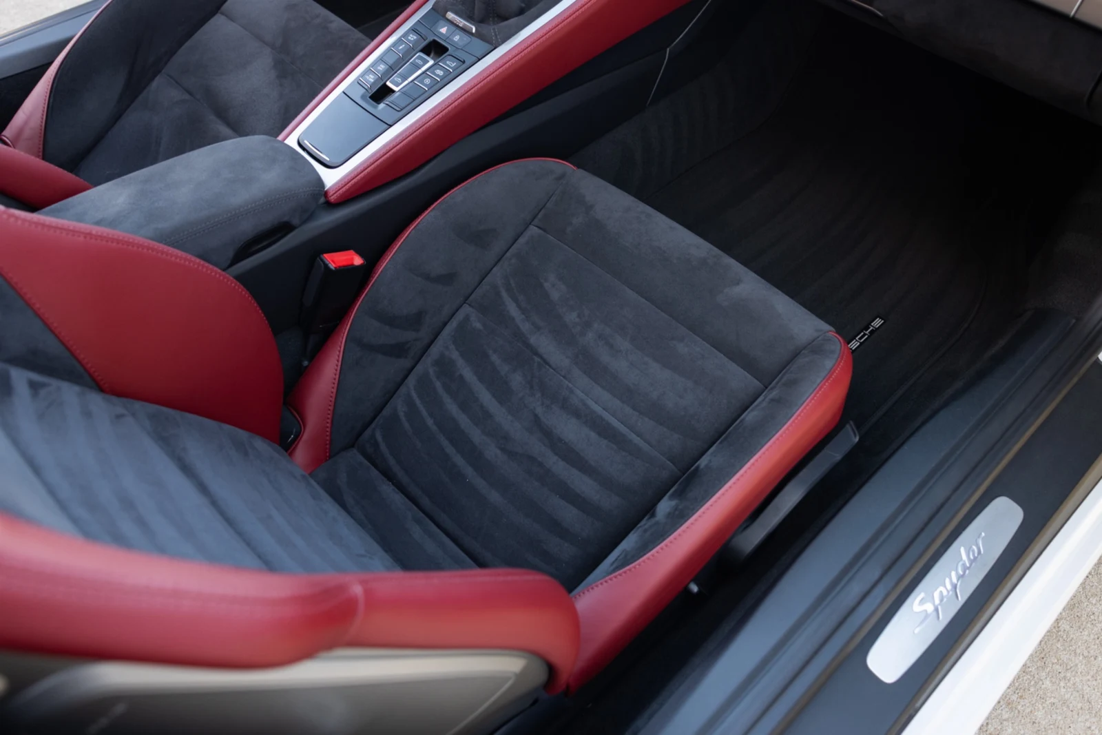 2020 Porsche 718 Boxster Spyder, 28/30