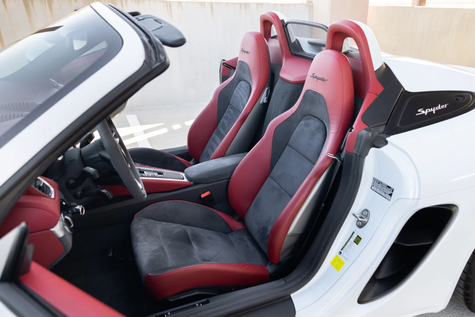 2020 Porsche 718 Boxster Spyder, 29/30