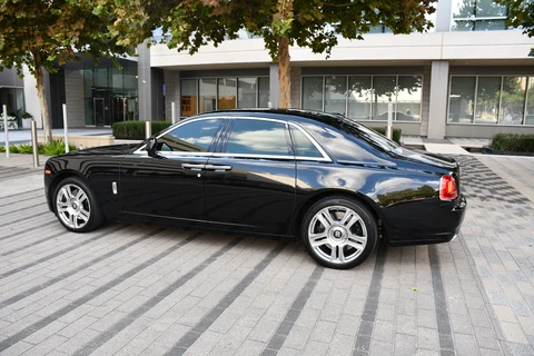 2015 Rolls-Royce Ghost, 2/14