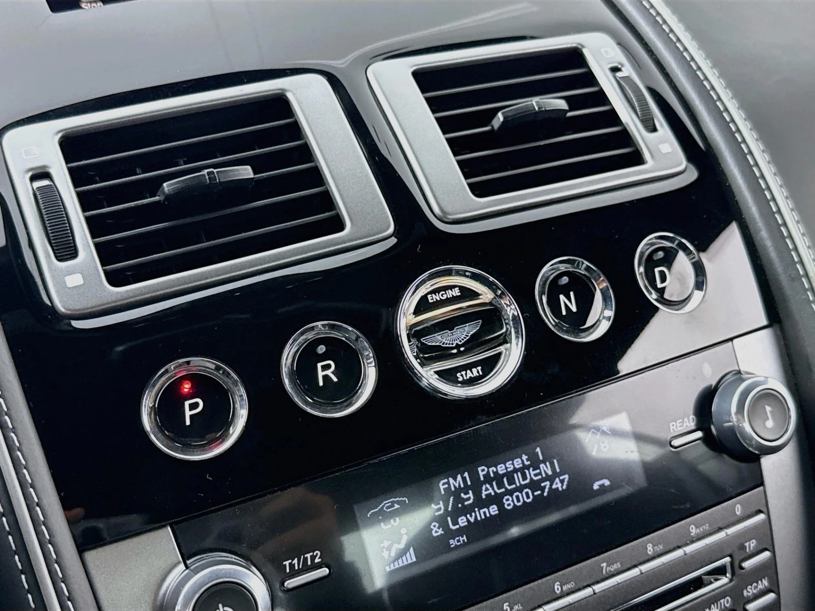 2014 Aston Martin DB9, 9/30