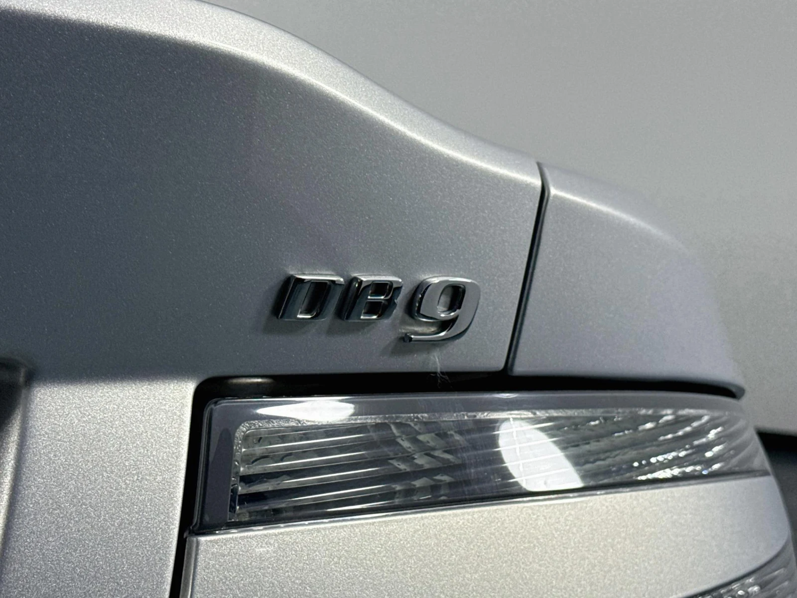 2014 Aston Martin DB9, 26/30