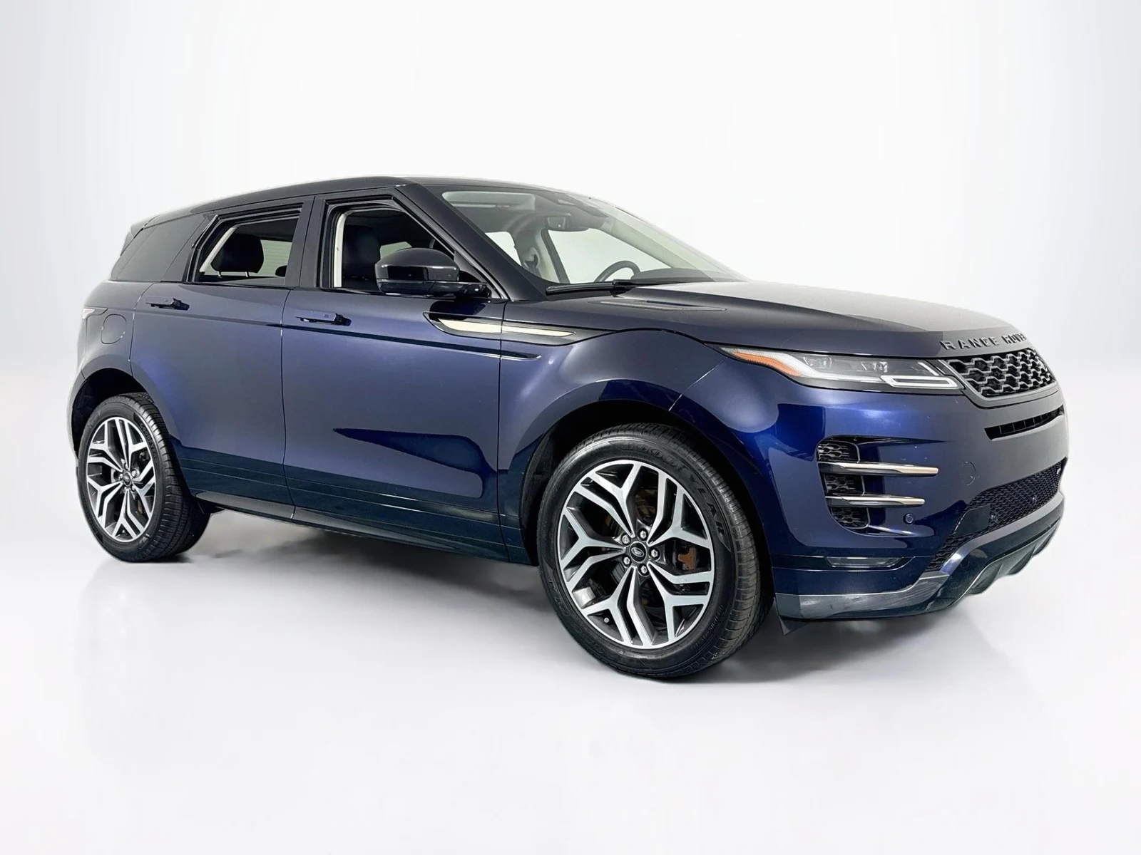 2023 Land Rover Range Rover Evoque P250 R-Dynamic SE, 2/30