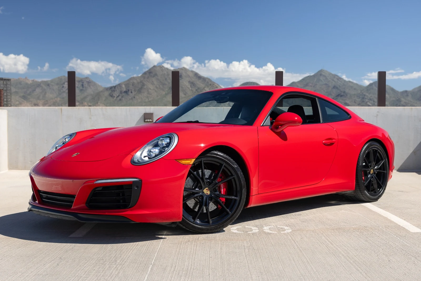 2018 Porsche 911 Carrera S offered by iLusso in Scottsdale, Arizona