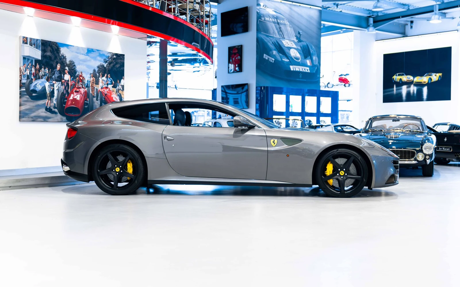 Ferrari FF, 3/10