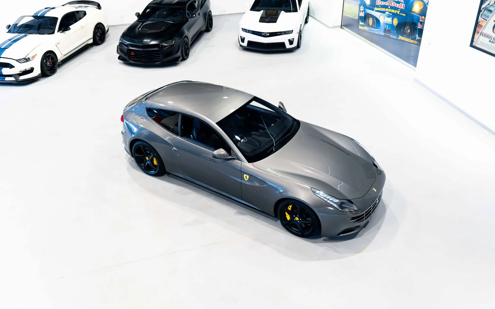 Ferrari FF, 6/10