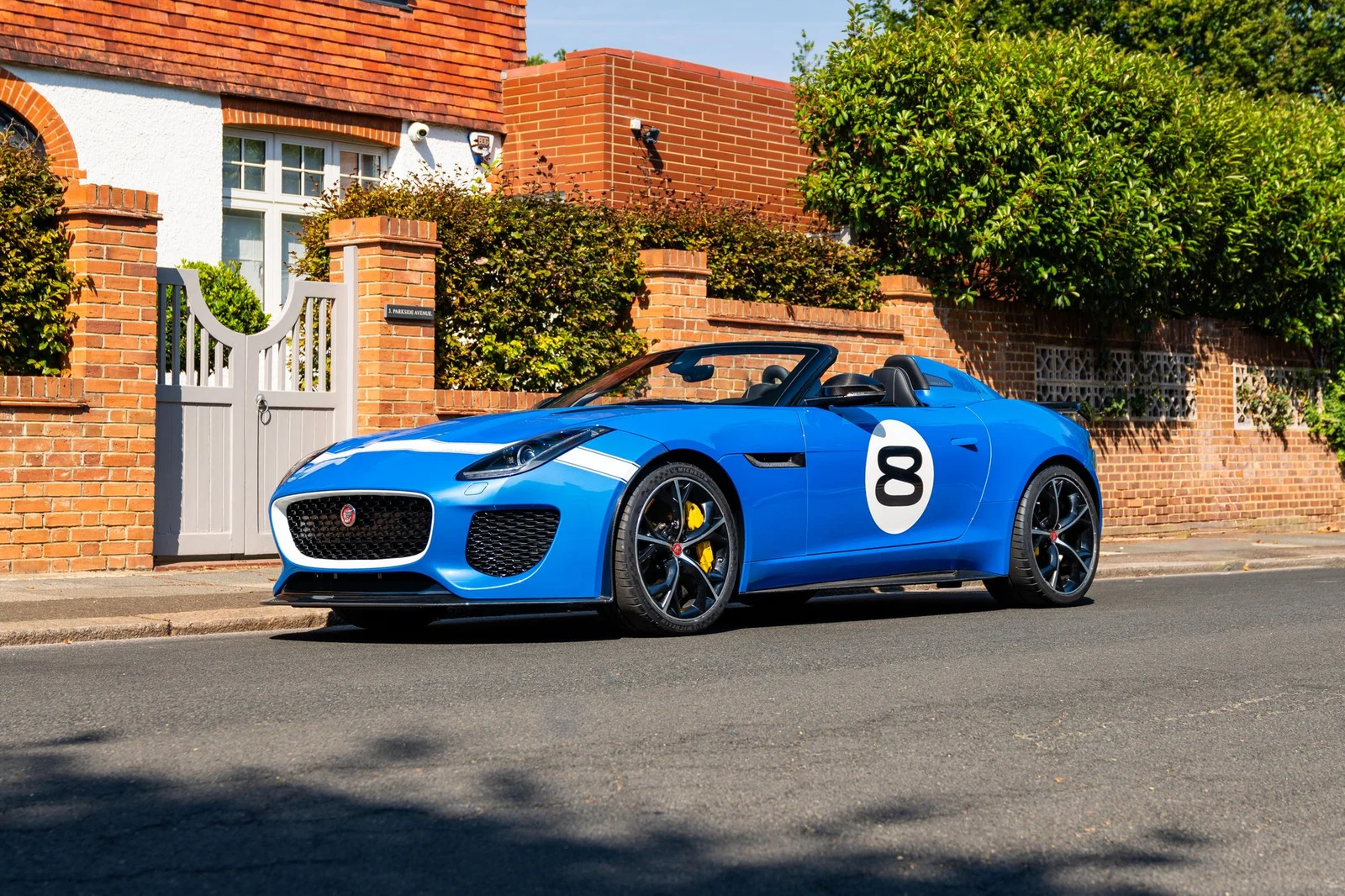 Jaguar F-Type Project 7, 4/10