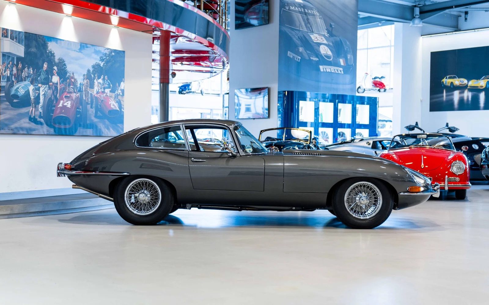 Jaguar E-Type Series 1 4.2 Coupe Eagle, 4/10