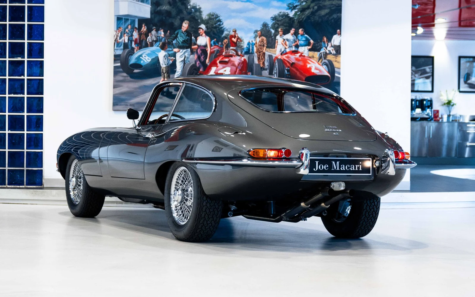 Jaguar E-Type Series 1 4.2 Coupe Eagle, 7/10