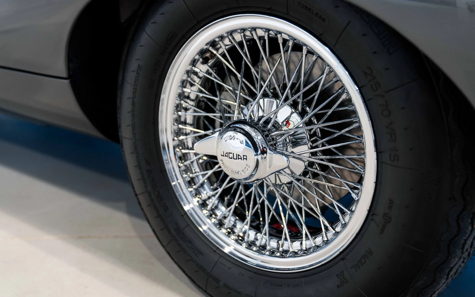 Jaguar E-Type Series 1 4.2 Coupe Eagle, 9/10