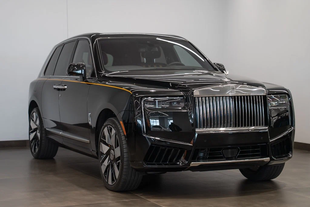 2025 Rolls-Royce Cullinan Series II · John Scotti Luxury-Prestige