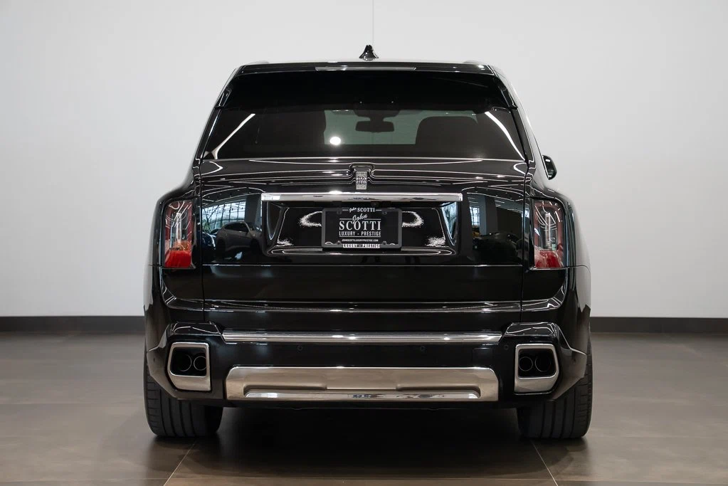2025 Rolls-Royce Cullinan Series II, 4/24