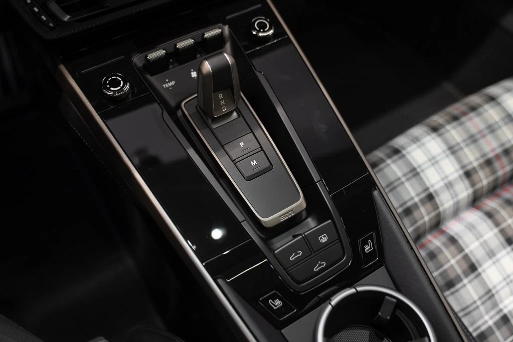 2025 Porsche 911 Turbo 50 Years (992.1), 19/30