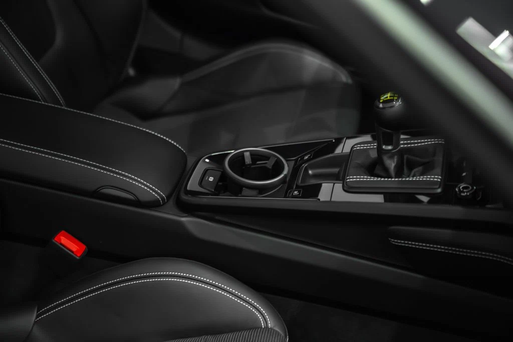 2024 Porsche 911 GT3 Touring (992.1), 26/28