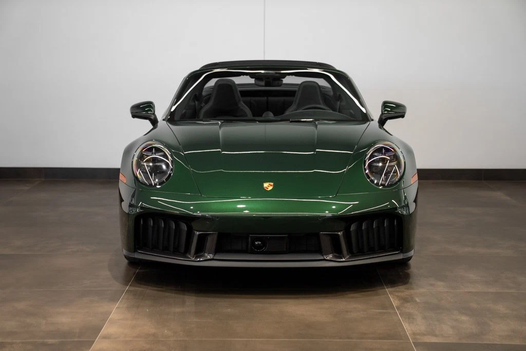 2026 Porsche 911 Targa 4 GTS (992.2), 2/30