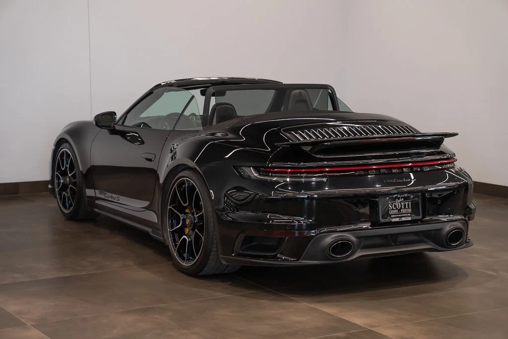 2021 Porsche 911 Turbo S Cabriolet (992.1), 6/20