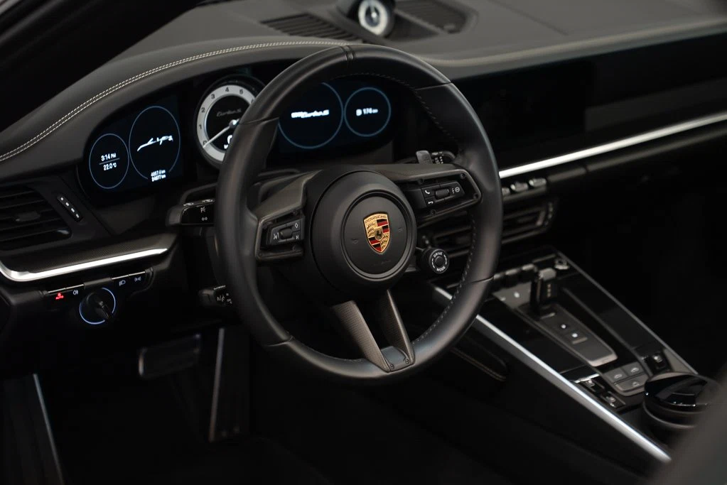 2021 Porsche 911 Turbo S Cabriolet (992.1), 12/20