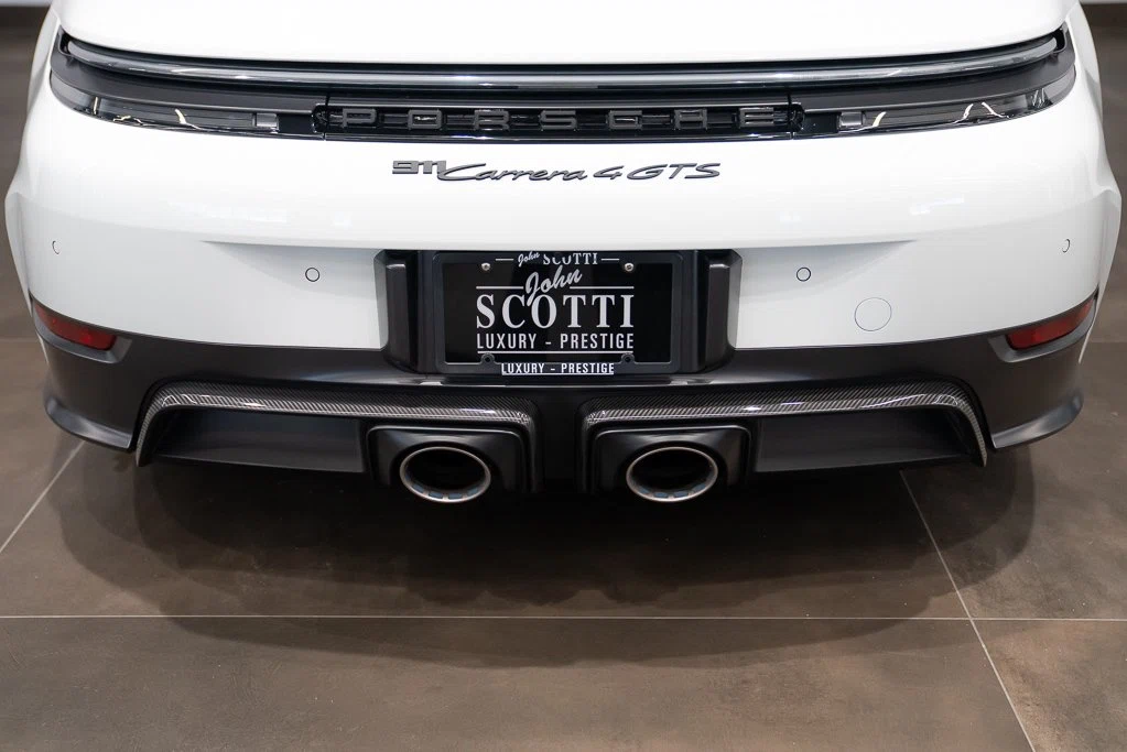 2026 Porsche 911 Carrera 4 GTS (992.2), 8/30