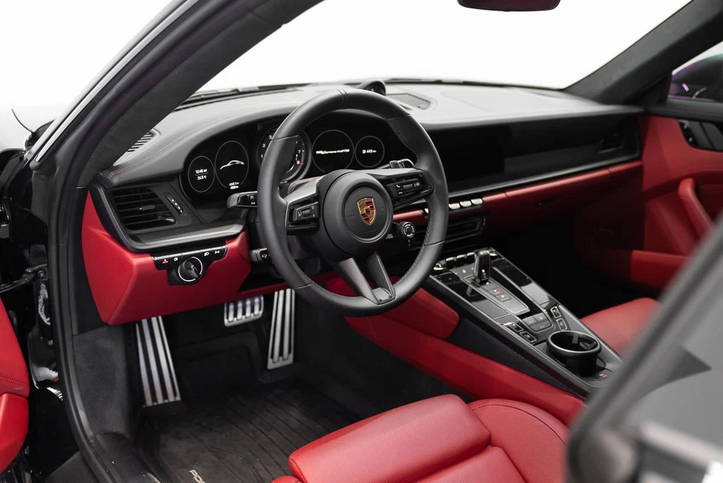2024 Porsche 911 Carrera 4 GTS (992.1), 12/22