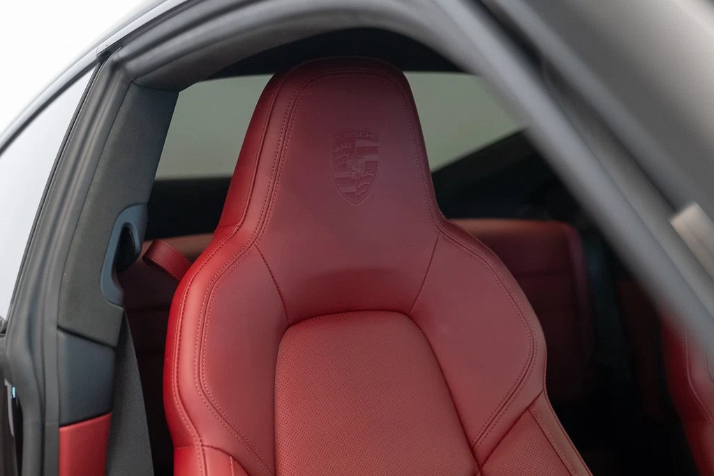 2024 Porsche 911 Carrera 4 GTS (992.1), 21/22