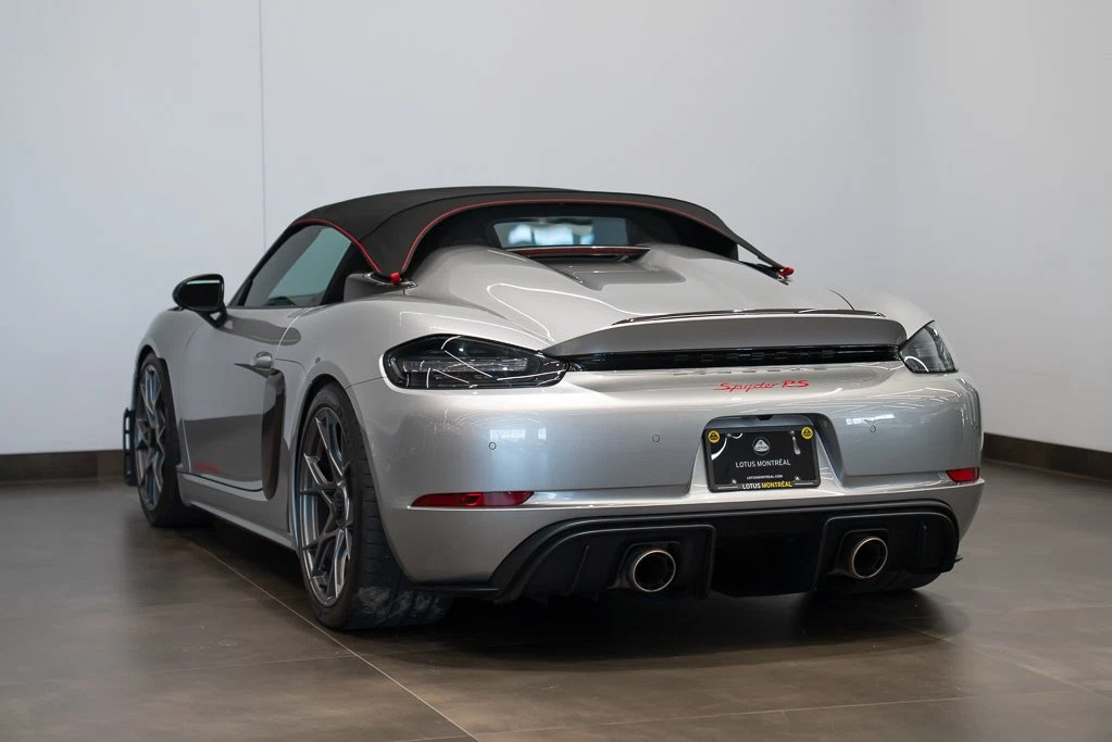 2024 Porsche 718 Spyder RS (982), 9/27