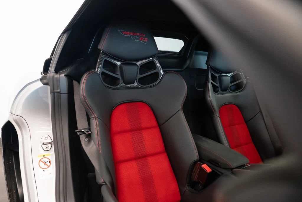 2024 Porsche 718 Spyder RS (982), 17/27
