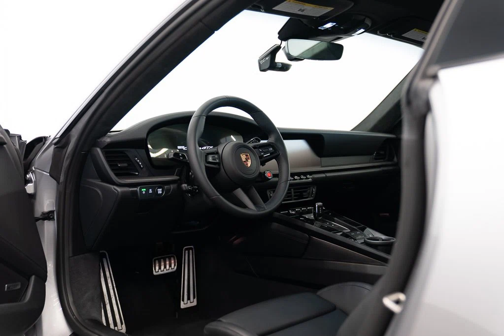 2026 Porsche 911 Carrera GTS (992.2), 17/29