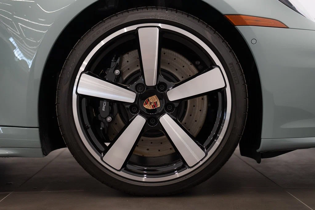 2026 Porsche 911 Carrera 4S (992.2), 8/26