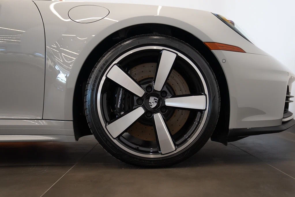 2026 Porsche 911 Carrera S (992.2), 8/23