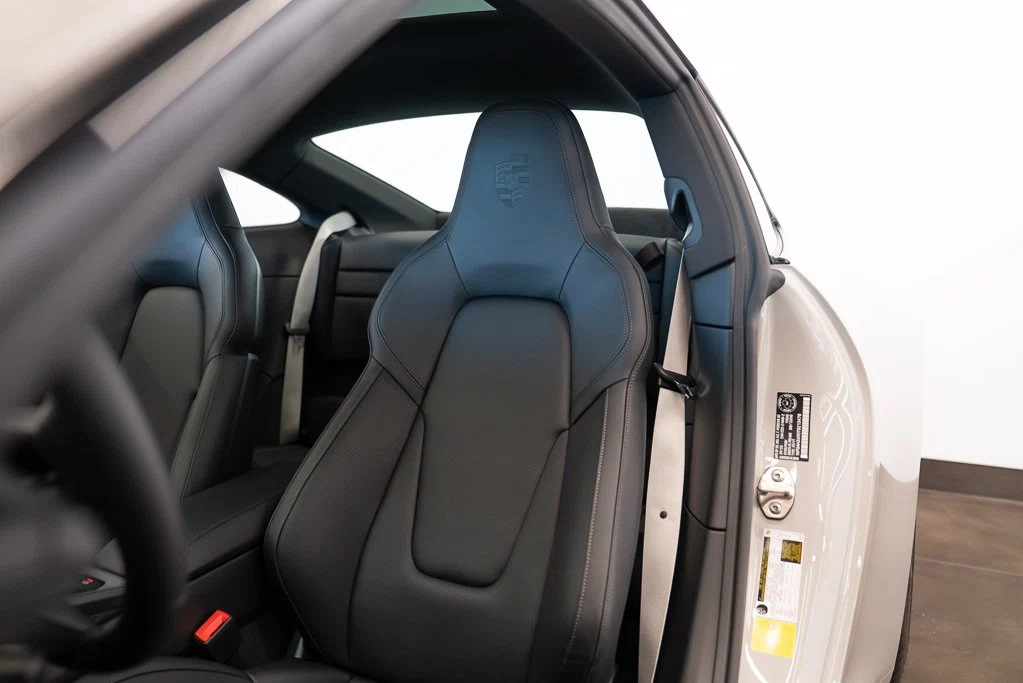 2026 Porsche 911 Carrera S (992.2), 19/23