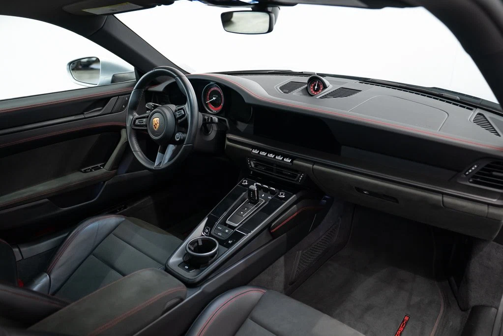 2022 Porsche 911 Carrera 4 GTS (992.1), 18/26
