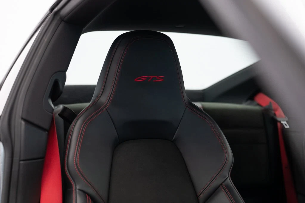 2022 Porsche 911 Carrera 4 GTS (992.1), 25/26